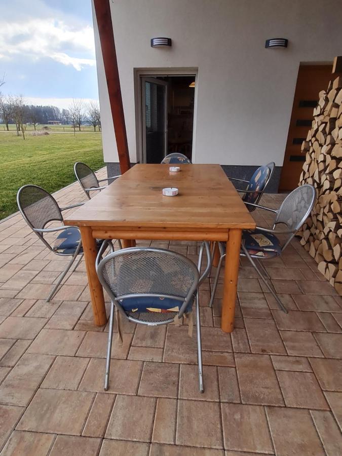 Apartma Ranc Luze Kranj Exterior photo