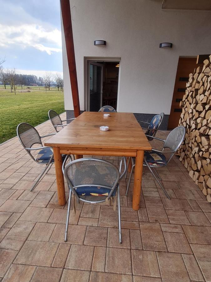 Apartma Ranc Luze Kranj Exterior photo